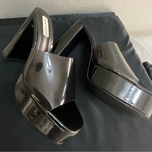 Steve Madden Black Patent Platform Mules - Picture 2 of 7